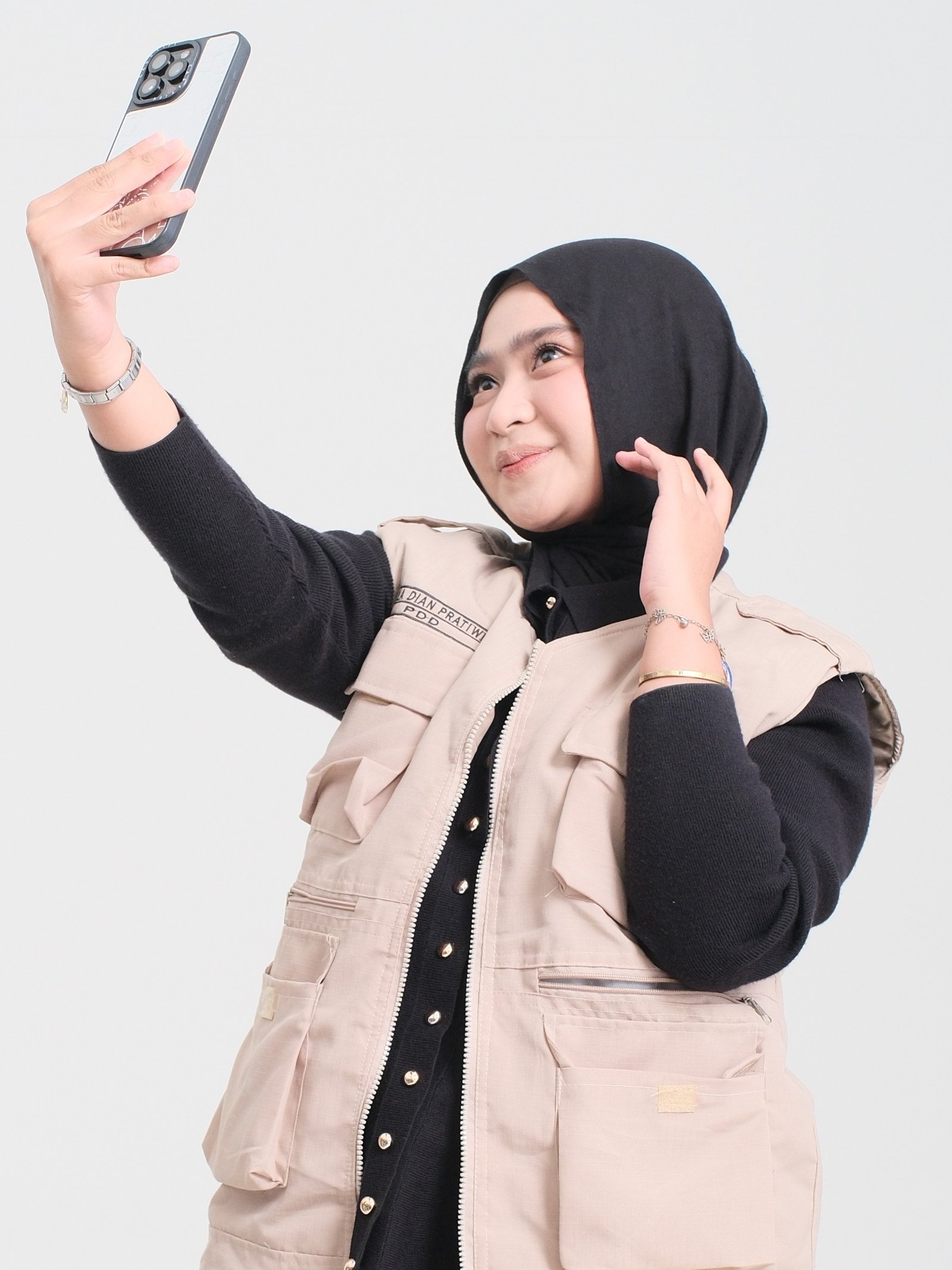 Foto kedua Alya Dian Pratiwi