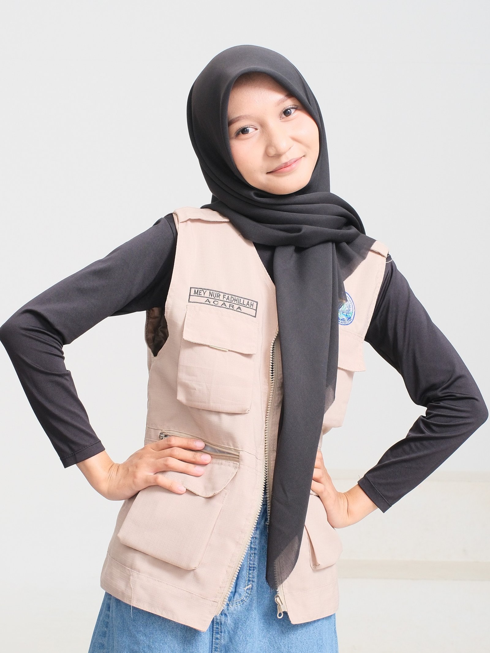 Foto kedua Mey Nur Fadhillah